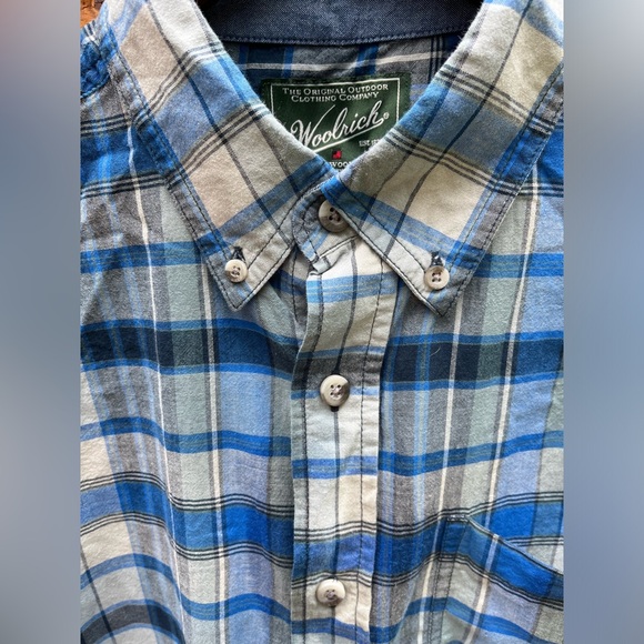 WOOLRICH Timberline short sleeve button-down shirt. EUC. Size Medium. - Picture 7 of 11